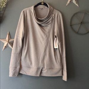 Peace & Pearl sweater